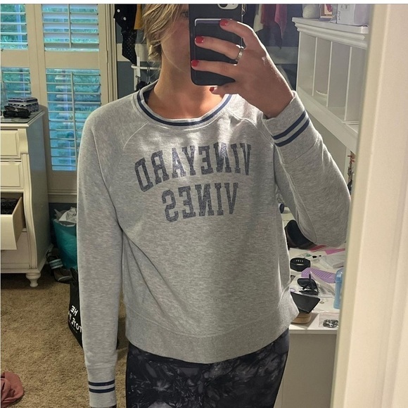 Vineyard vines crewneck - Picture 1 of 3